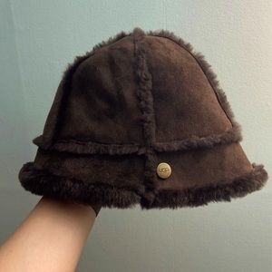ugg sheepskin bucket hat